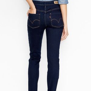 Women’s Levi Demin Jeans